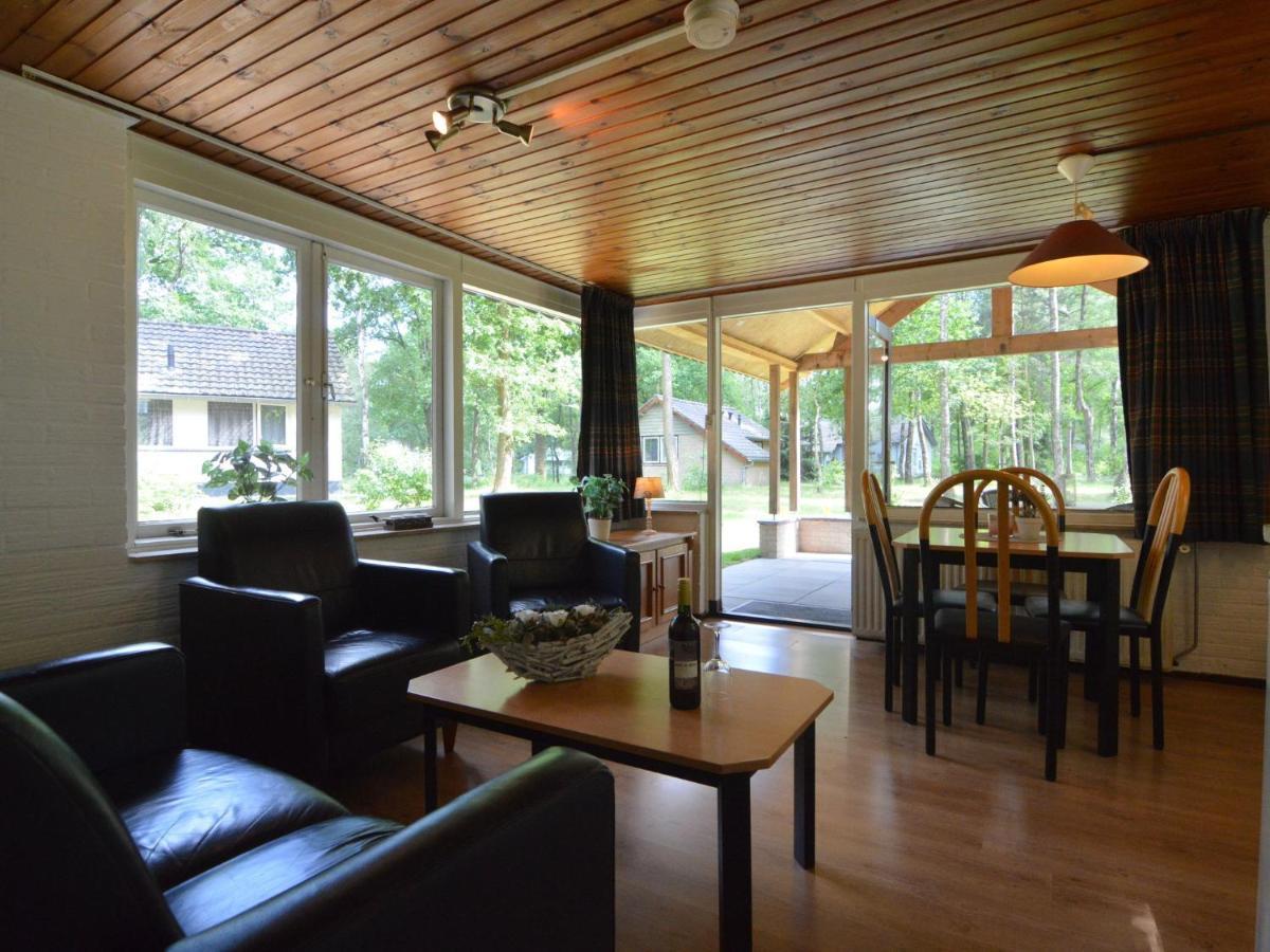Detached Bungalow With Lovely Covered Terrace In A Nature Rich Holiday Park Stramproy Bagian luar foto